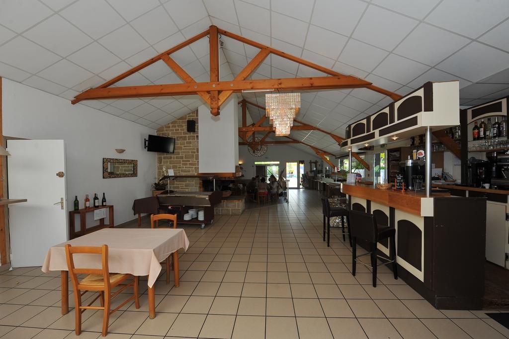 La Lande Du Moulin Hotel Sulniac Bagian luar foto