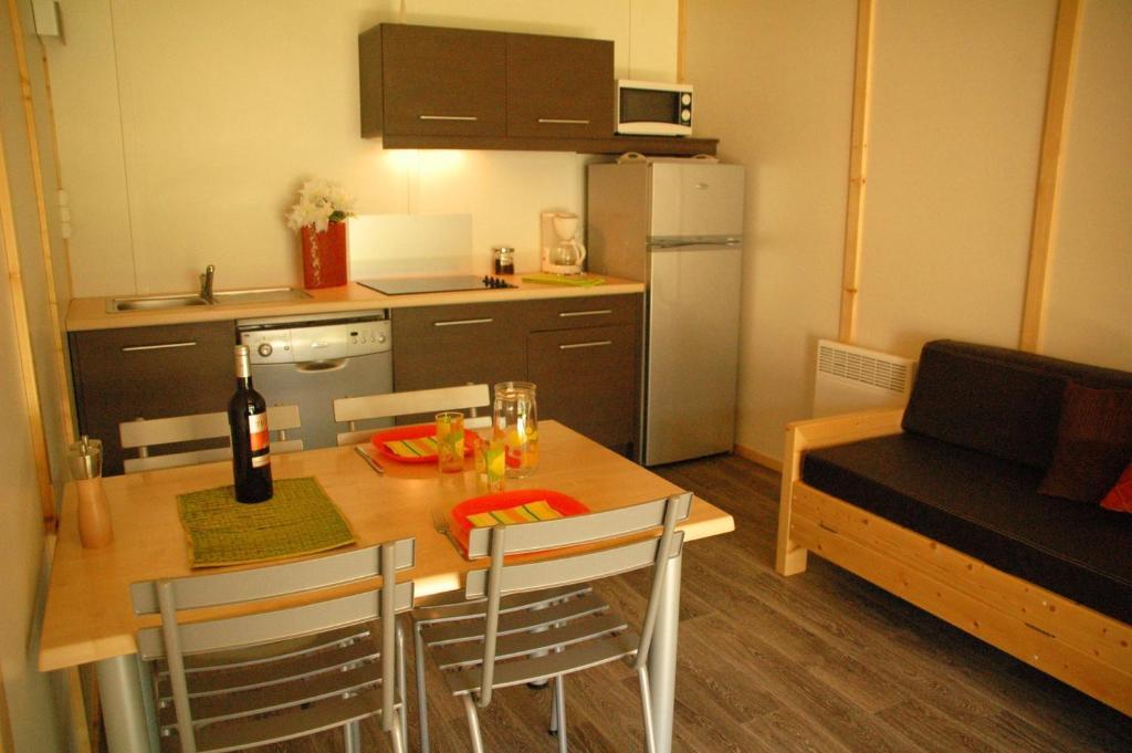 La Lande Du Moulin Hotel Sulniac Ruang foto