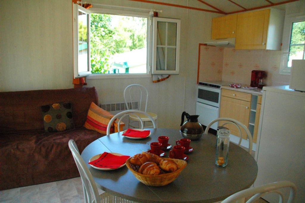 La Lande Du Moulin Hotel Sulniac Ruang foto